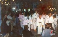 Επίδειξη TAE KWNDO στην πίστα της disco 18-30 το 1985.