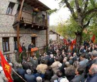 To KKE τιμά τον Χαρίλαο Φλωράκη στο Παλαιοζογλώπι Καρδίτσας