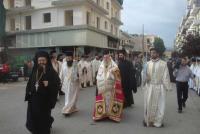 Λιτάνευση της Τιμίας Κάρας του Αγίου Βησσαρίωνος στην Πύλη Τρικάλων