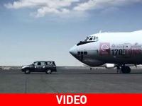  Αυτοκίνητο ρυμουλκεί αεροπλάνο 170 τόνων! (Video)