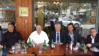 Με Μεριβάκη και 