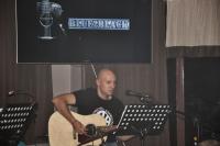 Η μουσική βραδιά διοργανώθηκε από το Cafe Afroditi στην Κρήνη Τρικάλων