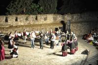 Φωτορεπορτάζ & βίντεο Μουσικοχορευτική εκδήλωση του Πολιτιστικού Συλλόγου Νεολαίας Γαρδικίου στο Φρούριο