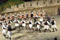 Φωτορεπορτάζ & βίντεο Μουσικοχορευτική εκδήλωση του Πολιτιστικού Συλλόγου Νεολαίας Γαρδικίου στο Φρούριο