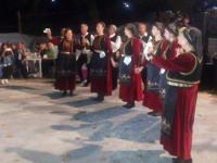 Ο Σύλλογος με τα χορευτικά του, παραβρέθηκαν επίσης την Παρασκευή στην 