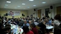 Λαϊκό γλέντι στα Τρίκαλα με φόντο το σφυροδρέπανο...!