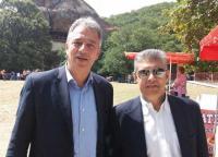  Μαλακίαι προγόνων, παιδεύουσιν απογόνους...!