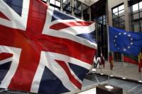 Δείτε τις επιπτώσεις που μπορεί να έχει ένα Brexit στους Έλληνες
