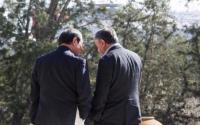  Βγήκα να καπνίσω ένα τσιγάρο... 