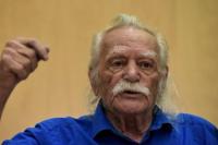 Γλέζος προς Σκοπιανούς: Βγάλτε από τον νου σας τη λέξη «Μακεδονία»