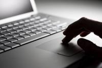 Προσοχή! Laptops : Τα πέντε λάθη που κάνουμε και τα καταστρέφουμε