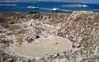 Το ιερό νησί της Δήλου – Γιατί απαγορεύθηκε να γεννιέται και να πεθαίνει κάποιος επάνω σε αυτό