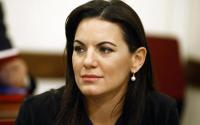 Θεσμική, ερωτευμένη ξανά, αλλά γρατζουνάει η Όλγα