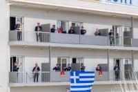 Δημοτική Φιλαρμονική Τρικάλων: Σαν να ήταν παρέλαση… παιάνισε από μπαλκόνια