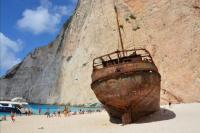 Το «Παναγιώτης» με τα λαθραία τσιγάρα και το «Ναυάγιο» στη Ζάκυνθο (βίντεο)