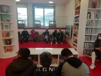  Επίσκεψη του Γυμνασίου Οξύνειας στη Βιβλιοθήκη Καλαμπάκας  