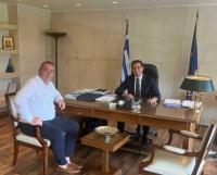 Συνάντηση Θοδωρή Χήρα με τον Υπουργό Ανάπτυξης Κώστα Σκρέκα