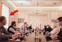 Κομματόσκυλο της Ν.Δ. του Κούλη και πολυφωτογραφημένος με 