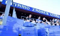 Γέμισε μπλε κουτιά το «Μάξιμιρ» στο Ζάγκρεμπ για τον έρανο υπέρ των φυλακισμένων χούλιγκανς