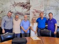Θέματα συνέχισης των δράσεων και επέκτασης των συνεργασιών, συζήτησαν μέλη του ΔΣ του Ελληνικού Δικτύου Δήμων με Ποτάμια, σε συνεδρίασή τους στη ΔΕΥΑ Λάρισας. Την Τρίτη 8 Ιουλίου 2025 ο πρόεδρος του Δικτύου, αντιδήμαρχος Τρικκαίων Παναγιώτης Ντιντής, 