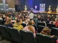 Μαγεύει μαθητές/τριες η Εθνική Λυρική Σκηνή στα Τρίκαλα
