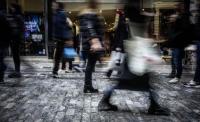 Η «αόρατη ακρίβεια»: Γιατί νιώθουμε φτωχότεροι ενώ η οικονομία «πηγαίνει καλά»;
