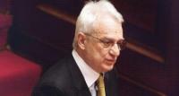 Ο Σωτήρης Χατζηγάκης αποχαιρετά τον διαχρονικό φίλο και συνοδοιπόρο του, Γιώργο Σουφλιά