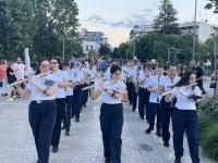 Νότες και χρώματα σε εξαιρετικό Μουσικό Περίπατο από τη Δημοτική Φιλαρμονική Τρικάλων
