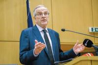 Με κόντρα ρελάνς, ο Σαμαράς ισοπεδώνει τον Μητσοτάκη (βίντεο)