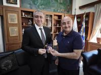 Συνάντηση Δημάρχου Τρικκαίων - Πρέσβη Αζερμπαϊτζάν και συζητήσεις ουσίας